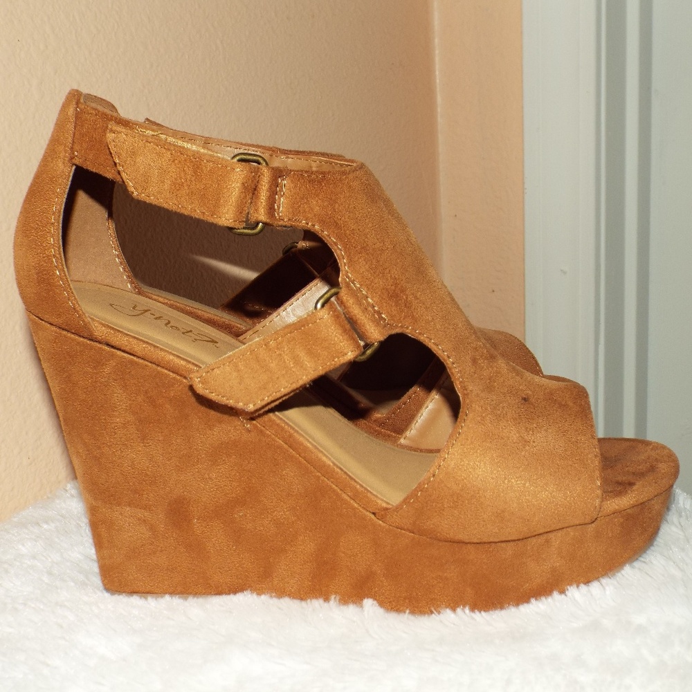Brown Wedges/High Heels